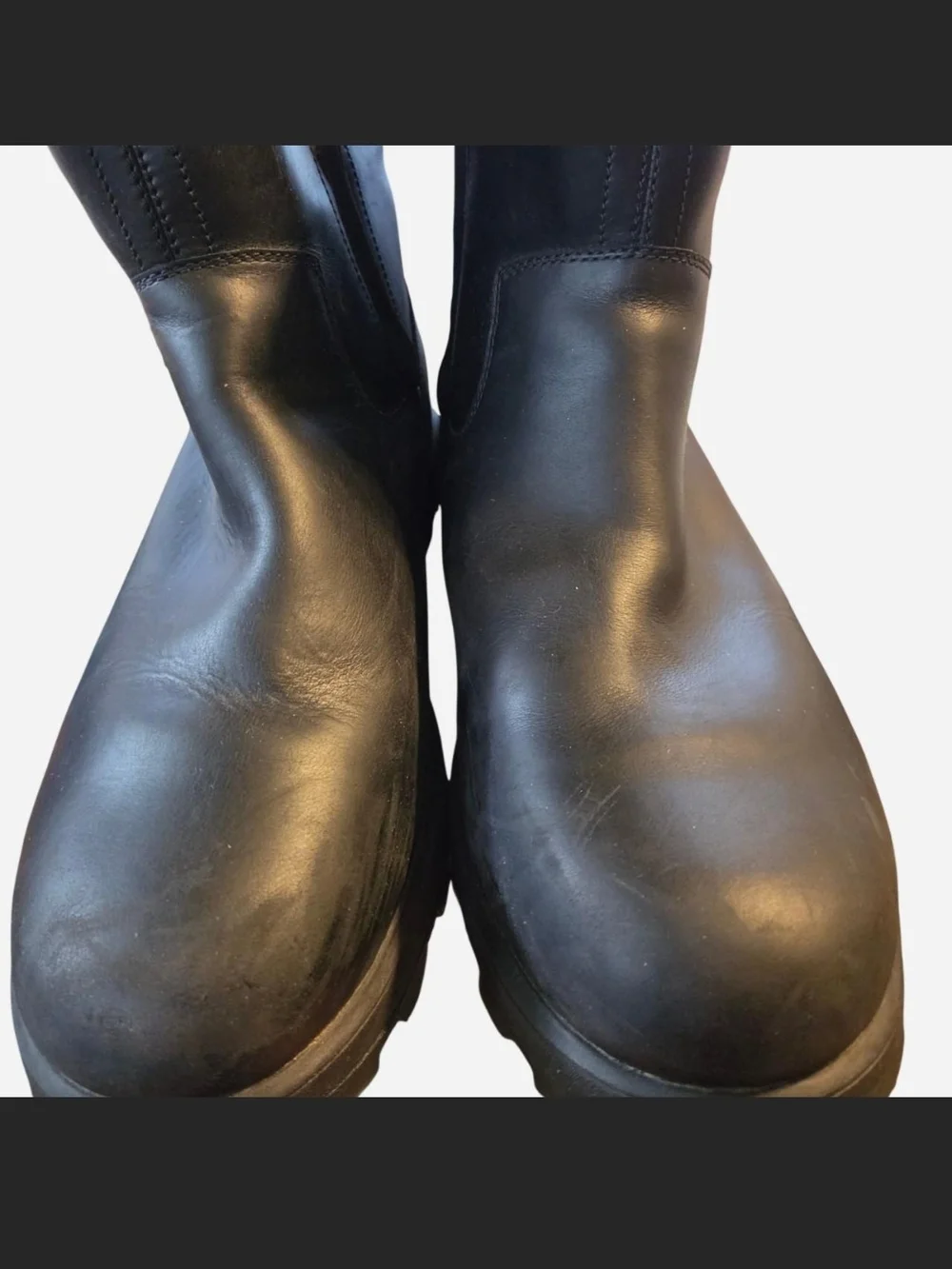 UGG Kennen Men's 15 Black Leather Ankle Boots